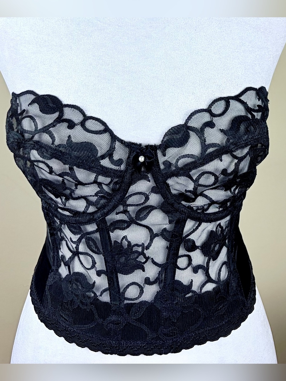 Vintage Made in USA ILGWU Black Lace Vines Bustier Corset Top 36B Pinup Vibe